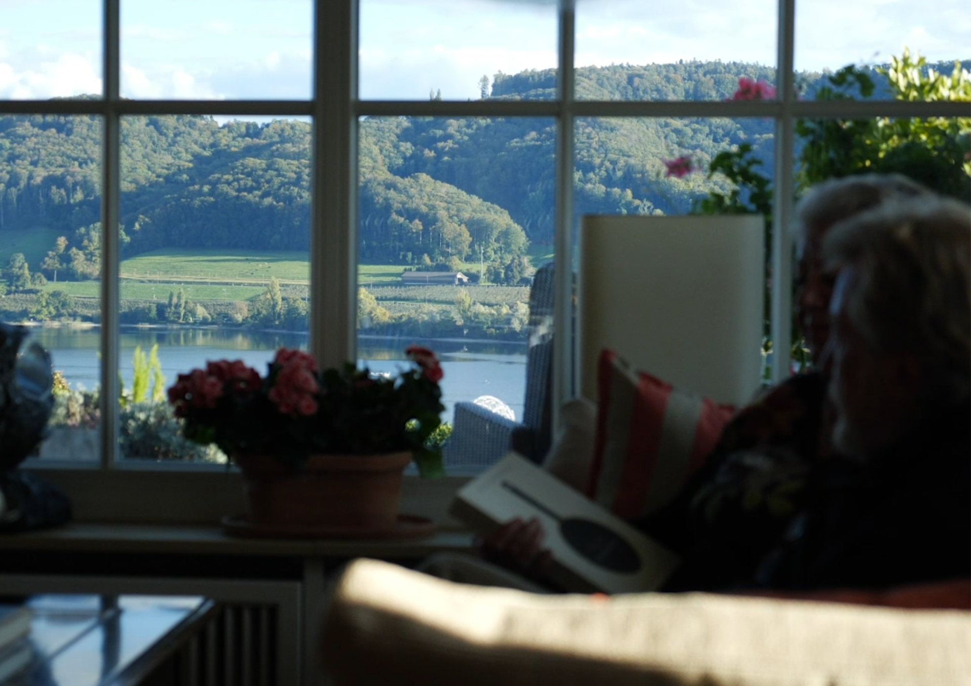 Treppenlift_außen_Wohnzimmer_Bodensee